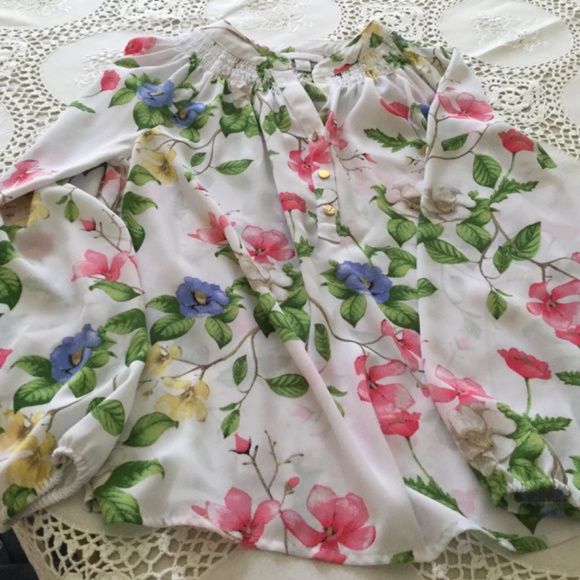 Flowy Top - Picture 2 of 2